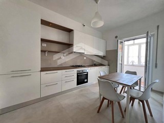 Appartamento in Affitto a Campobasso, 300&euro;, 140 m²