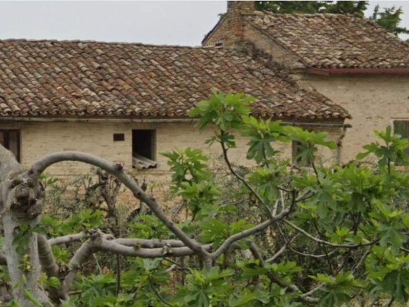Appartamento in Vendita a Grottazzolina, 80'000&euro;, 320 m²