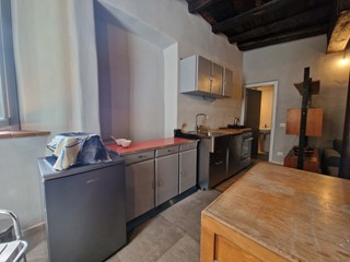 Bilocale in Vendita a Lugnano in Teverina, 68'000&euro;, 80 m²