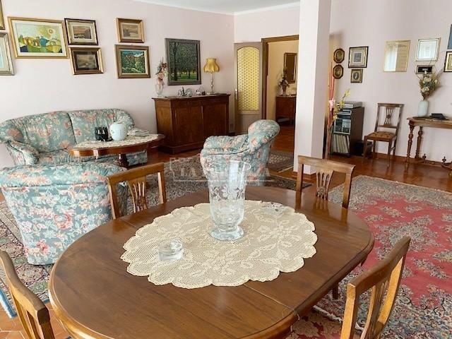 Appartamento in Vendita a Pisa, 385'000&euro;, 170 m², con Box