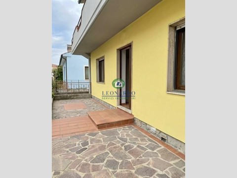 Appartamento in Vendita a Massa e Cozzile, zona Margine Coperta, 195'000&euro;, 130 m², con Box