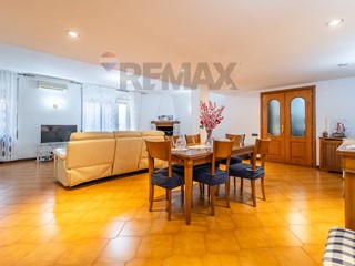 Bilocale in Vendita a Roma, 105'000&euro;, 65 m²