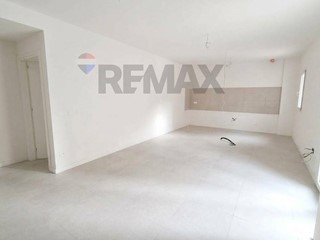Appartamento in Vendita a Arezzo, 350'000&euro;, 140 m²