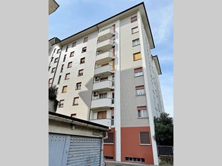 Appartamento in Vendita a Udine, 145'000&euro;, 90 m²