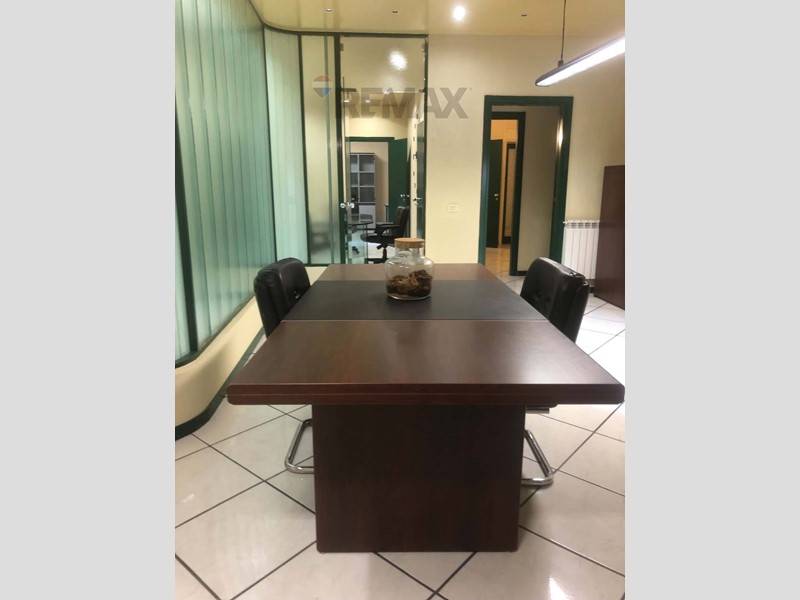 Quadrilocale in Vendita a Misterbianco, 120'000&euro;, 117 m²