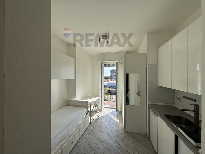 Monolocale in Affitto a Milano, 650&euro;, 22 m²