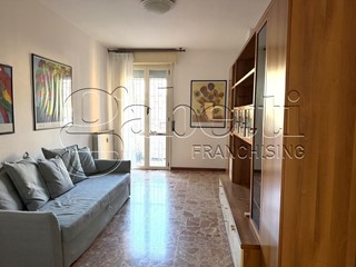 Quadrilocale in Vendita a Ferrara, 150'000&euro;, 75 m², arredato, con Box