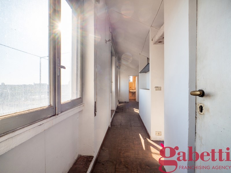 Bilocale in Vendita a Milano, 130'000&euro;, 34 m²