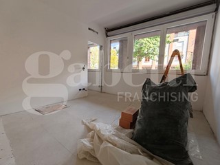 Trilocale in Vendita a Bologna, 235'000&euro;, 73 m²