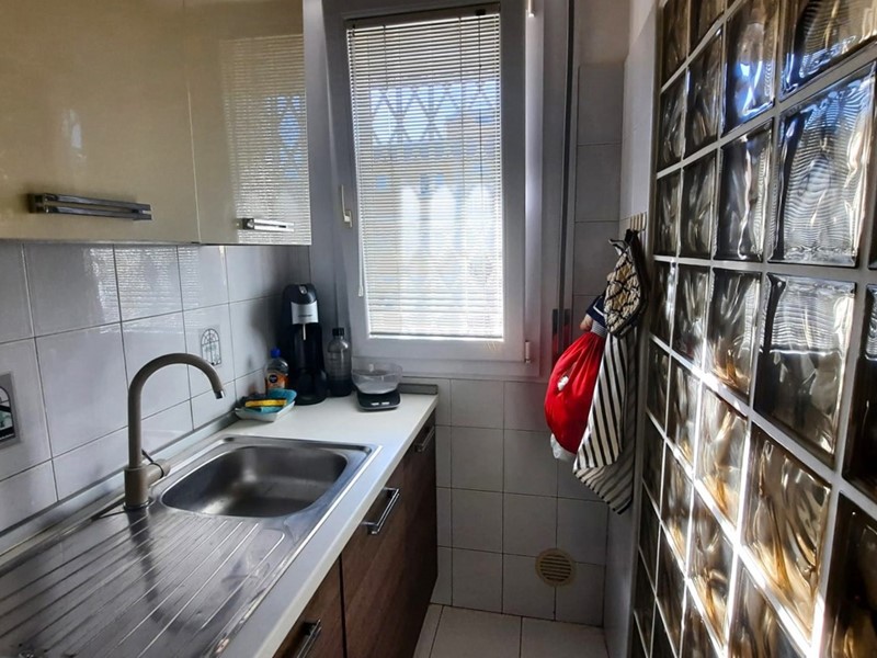 Trilocale in Affitto a Casalecchio di Reno, 1'100&euro;, 82 m², arredato