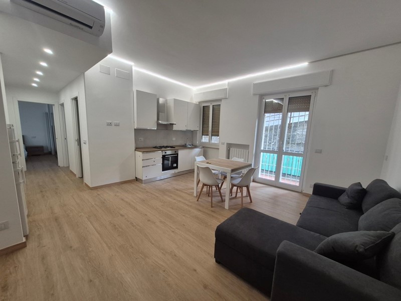 Appartamento in Affitto a Genova, zona Apparizione, 700&euro;, 81 m², arredato