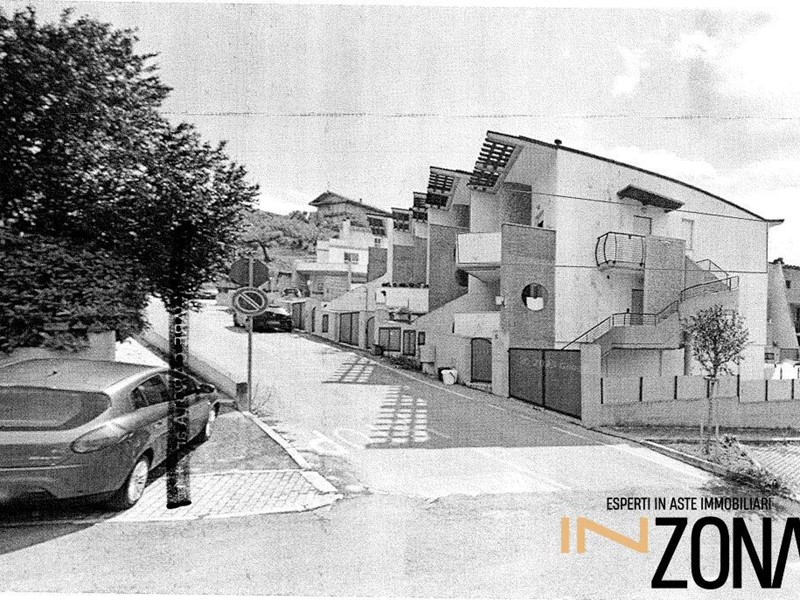 Trilocale in Vendita a Cappelle sul Tavo, 67'855&euro;, 85 m²