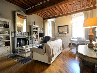 Trilocale in Affitto a Lucca, 780&euro;, 60 m², arredato