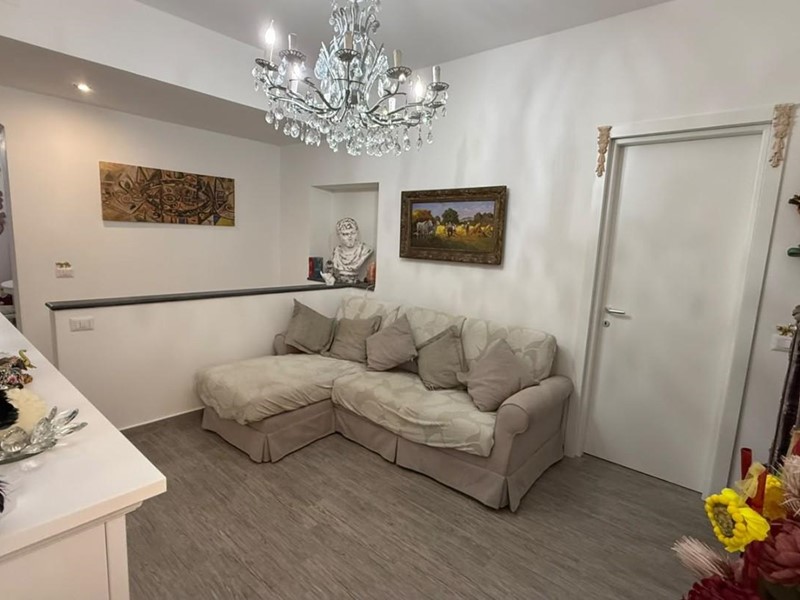 Quadrilocale in Vendita a Capannoli, zona San Pietro In Belvedere, 78'000&euro;, 68 m²