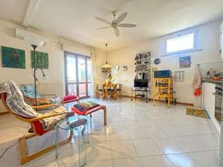 Trilocale in Vendita a Cecina, 175'000&euro;, 94 m², arredato