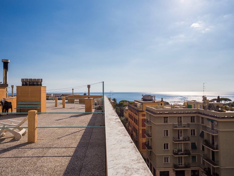 Appartamento in Vendita a Genova, 680'000&euro;, 160 m²