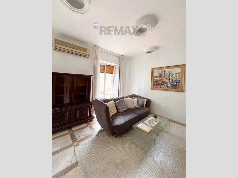 Appartamento in Affitto a Siracusa, 900&euro;, 150 m²