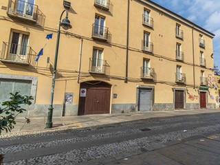 Bilocale in Vendita a Torino, 220'000&euro;, 61 m²