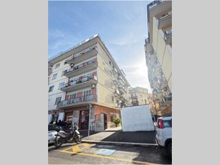 Trilocale in Vendita a Roma, 297'000&euro;, 77 m²