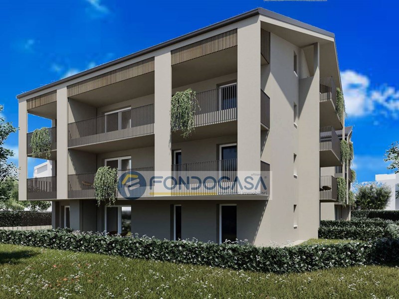 Quadrilocale in Vendita a Peschiera del Garda, 594'000&euro;, 169 m²