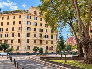 Appartamento in Vendita a Roma, 650'000&euro;, 145 m²