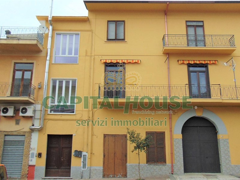 Quadrilocale in Vendita a Mugnano del Cardinale, 49'000&euro;, 110 m²