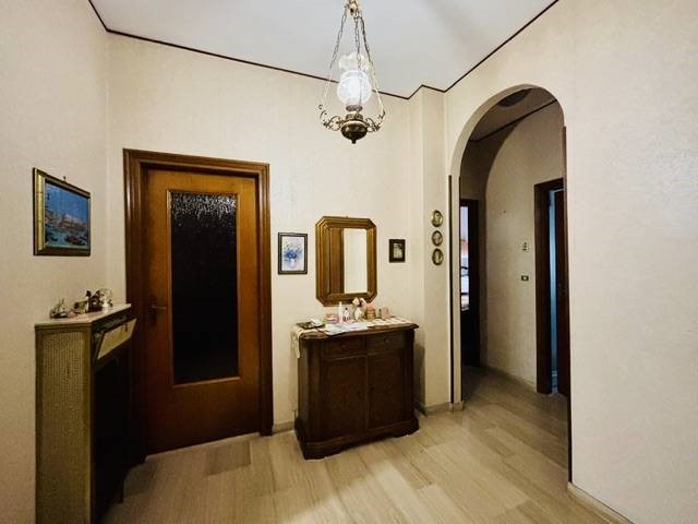 Quadrilocale in Vendita a Torino, 178'000&euro;, 95 m²