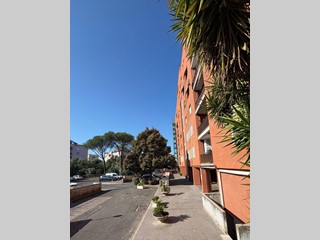 Appartamento in Vendita a Roma, 449'000&euro;, 136 m²