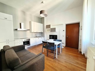 Bilocale in Affitto a Milano, 1'250&euro;, 50 m², arredato