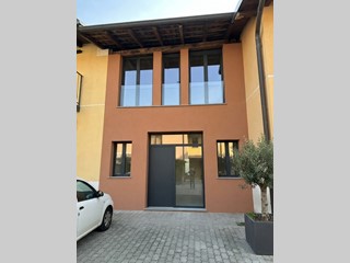 Bilocale in Vendita a Marnate, 25'000&euro;, 28 m²
