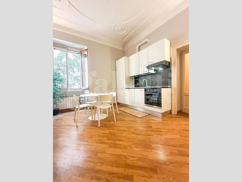 Bilocale in Affitto a Milano, 950&euro;, 50 m², arredato