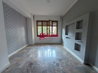 Appartamento in Vendita a Firenze, 600'000&euro;, 102 m², con Box