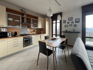 Quadrilocale in Vendita a Reggio Emilia, zona San Prospero, 230'000&euro;, 88 m², arredato, con Box