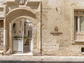 Appartamento in Vendita a Lecce, 2'390'000&euro;, 1150 m², arredato