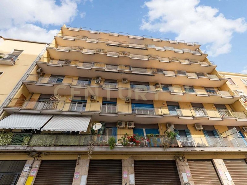 Appartamento in Vendita a Catania, 199'000&euro;, 171 m²