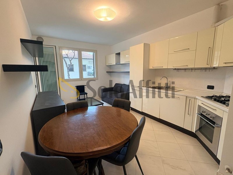 Trilocale in Affitto a Rimini, zona Marina Centro, 850&euro;, 40 m²