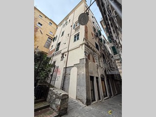 Trilocale in Vendita a Genova, 57'975&euro;, 48 m²