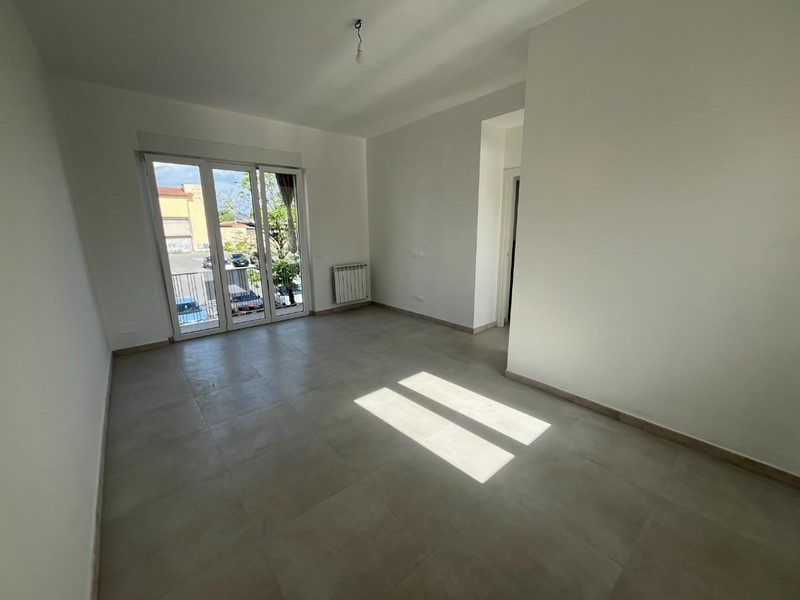 Trilocale in Vendita a Viareggio, 280'000&euro;, 66 m²
