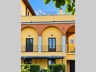 Appartamento in Affitto a Figline e Incisa Valdarno, 800&euro;, 95 m²