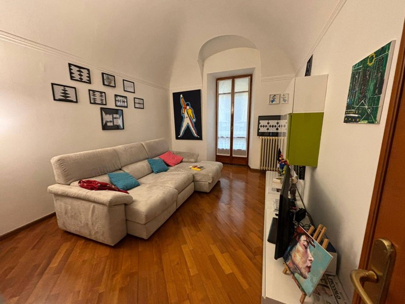 Trilocale in Vendita a Alessandria, 98'000&euro;, 80 m²