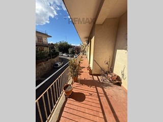 Appartamento in Vendita a Valverde, 104'000&euro;, 130 m²