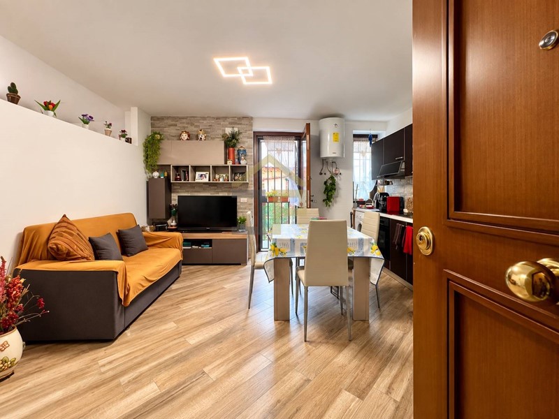 Trilocale in Vendita a Palermo, 138'000&euro;, 60 m²