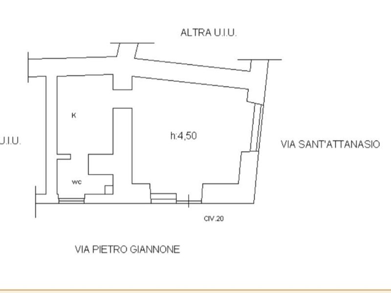 Monolocale in Vendita a Napoli, 70'000&euro;, 55 m²