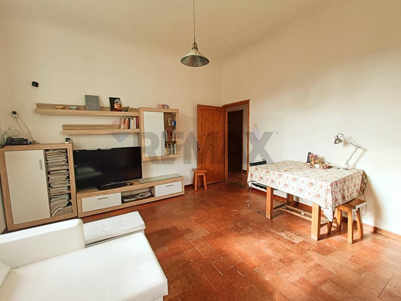Quadrilocale in Vendita a Loro Ciuffenna, 150'000&euro;, 85 m²