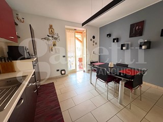 Quadrilocale in Vendita a Cherasco, 285'000&euro;, 110 m², con Box