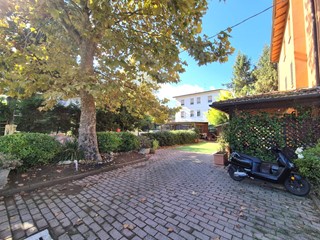 Quadrilocale in Vendita a Zola Predosa, 345'000&euro;, 119 m²