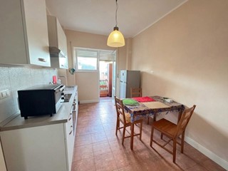 Trilocale in Vendita a Roma, 375'000&euro;, 100 m²