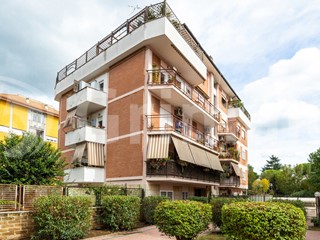 Bilocale in Affitto a Roma, 900&euro;, 78 m²
