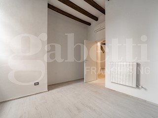 Trilocale in Vendita a Milano, 459'000&euro;, 74 m²