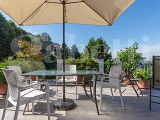 Appartamento in Affitto a Torino, 1'950&euro;, 140 m², arredato